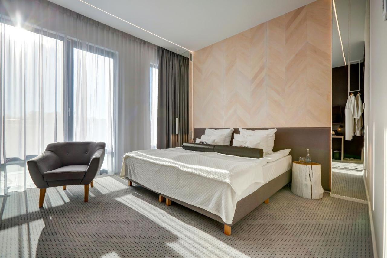 Hotel Bonifacio Spa&Sport Resort Sochocin Экстерьер фото